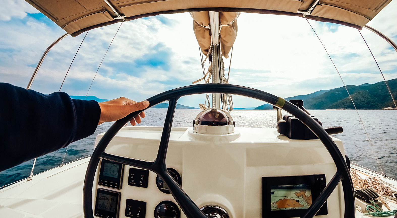 Os principais itens de elétrica para o seu barco